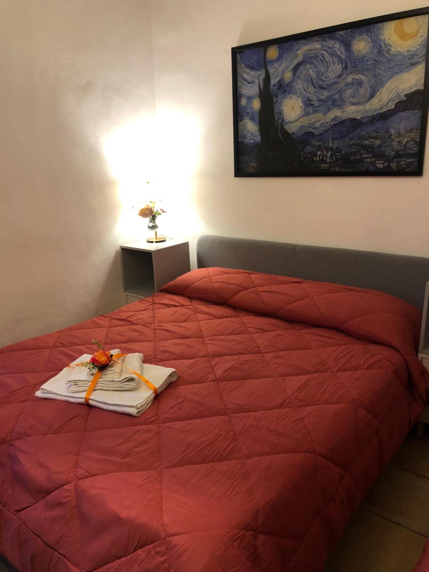 Bed and Breakfast La Finestra Di Umberto Vicino Al Centro Con Parcheggio Privato Viterbo Exterior foto